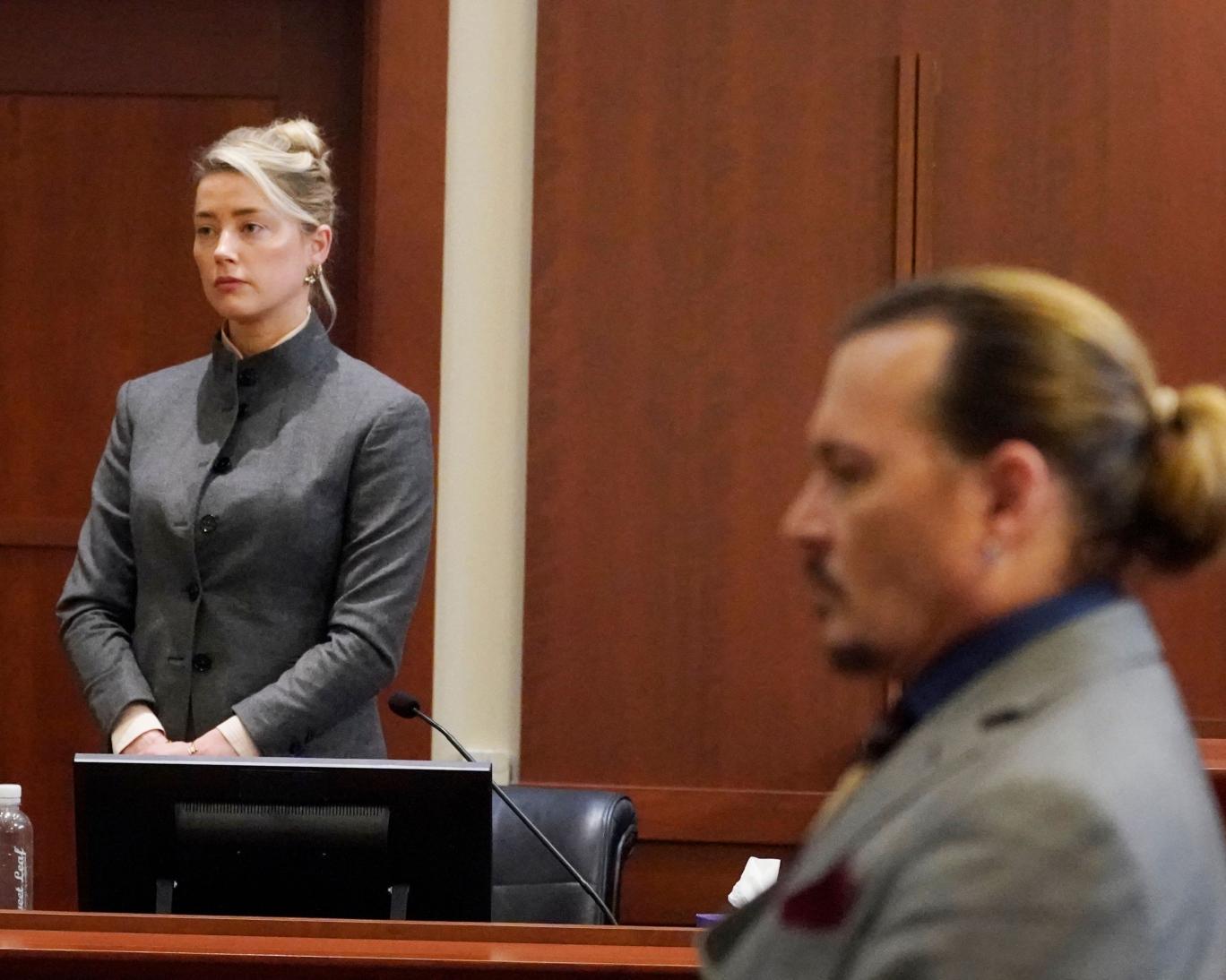 راز خرابکاری خانم ستاره سینما در تختخواب راز خرابکاری خانم ستاره سینما در تختخواب