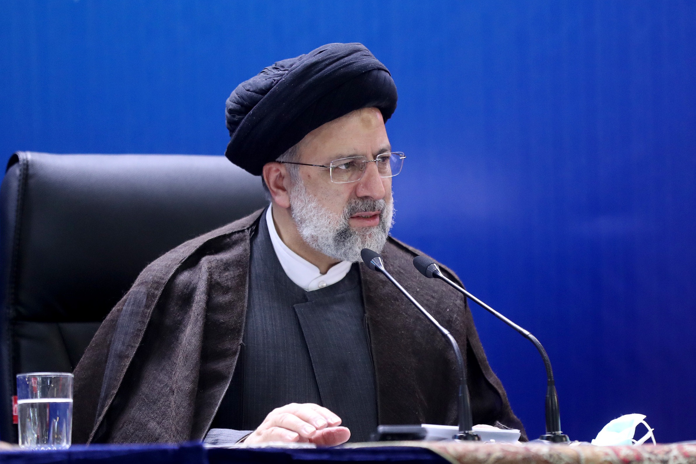 رئیس جمهور: قرار است تصمیم‌های سختی بگیریم