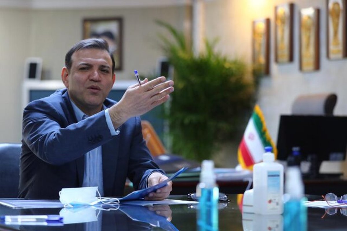 افشای اسناد پاداشهای عجیب عزیزیخادم! افشای اسناد پاداشهای عجیب عزیزیخادم!