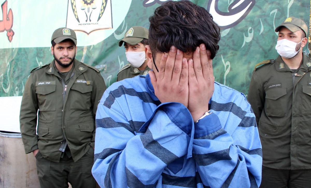 گفتگو با سارق موبایل قاپ گفتگو با سارق موبایل قاپ