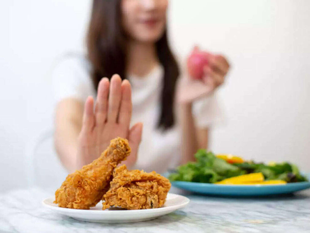 در دوران قاعدگی چه غذاهایی بخوریم و چه نخوریم؟ در دوران قاعدگی چه غذاهایی بخوریم و چه نخوریم؟