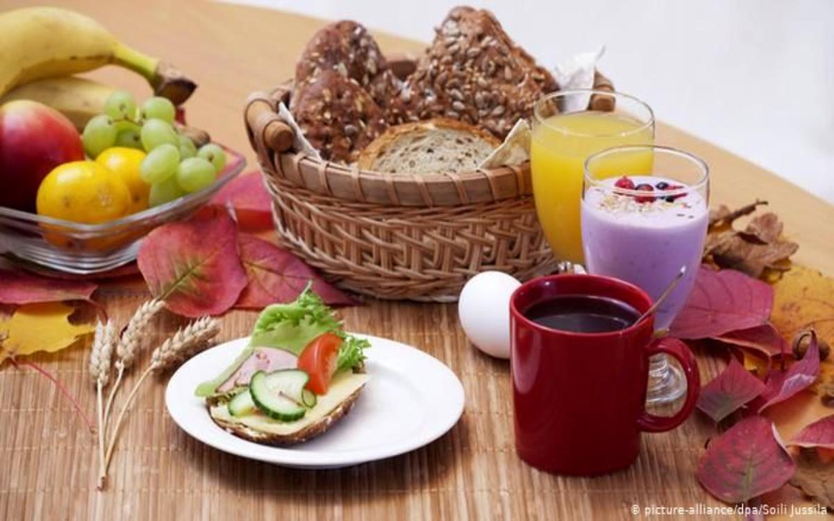 در دوران قاعدگی چه غذاهایی بخوریم و چه نخوریم؟ در دوران قاعدگی چه غذاهایی بخوریم و چه نخوریم؟