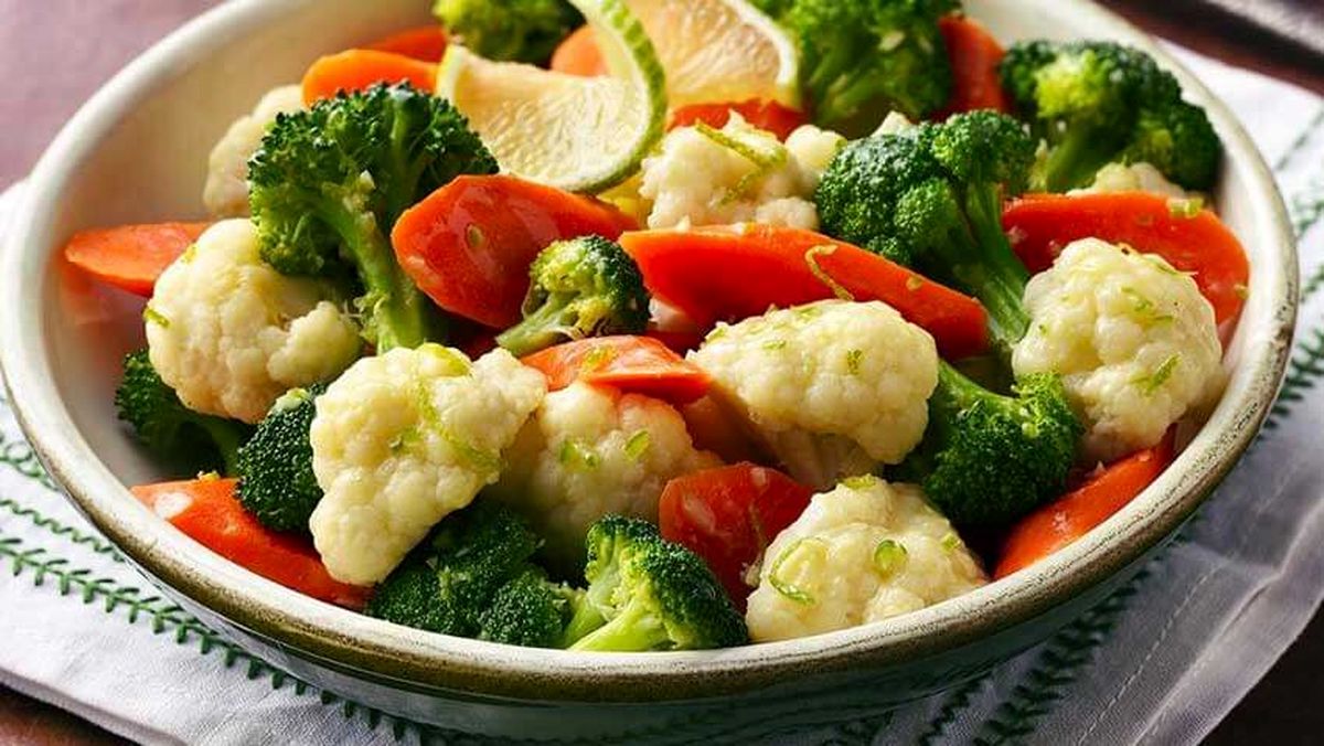 پخته سبزیجات مقویتر است یا خام آنها؟ پخته سبزیجات مقویتر است یا خام آنها؟