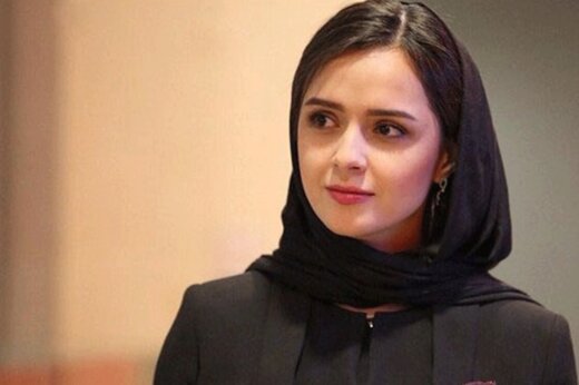 ترانه علیدوستی در ساحل شهر کن/ عکس ترانه علیدوستی در ساحل شهر کن/ عکس