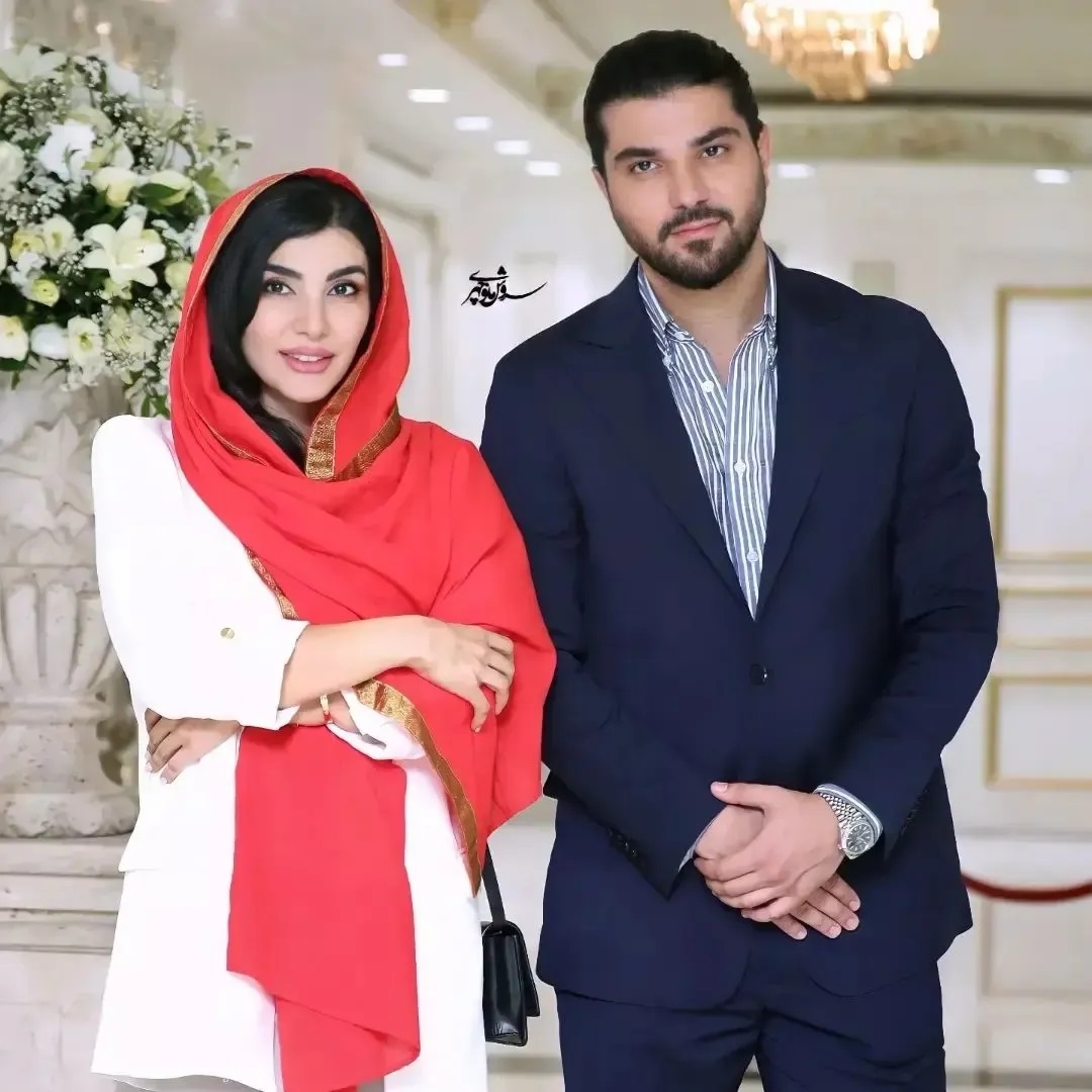 استایل سینما مهراد در کنار خواهر مدلش + عکس