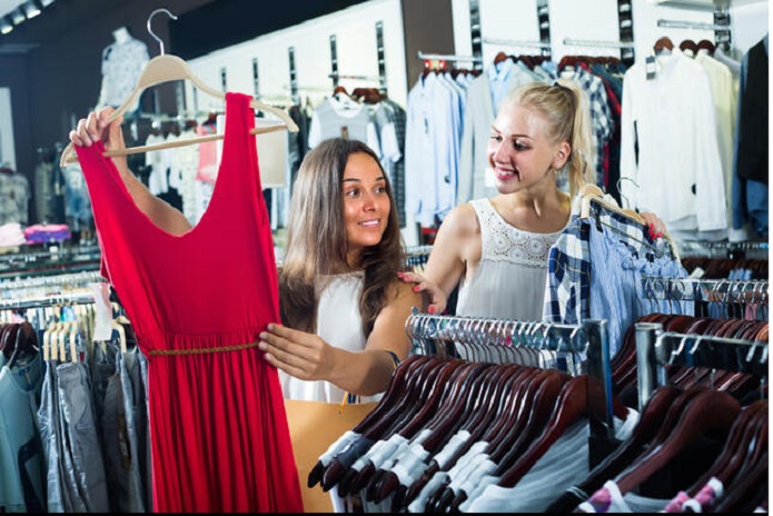 رنگ لباس برای افراد با پوست روشن رنگ لباس برای افراد با پوست روشن