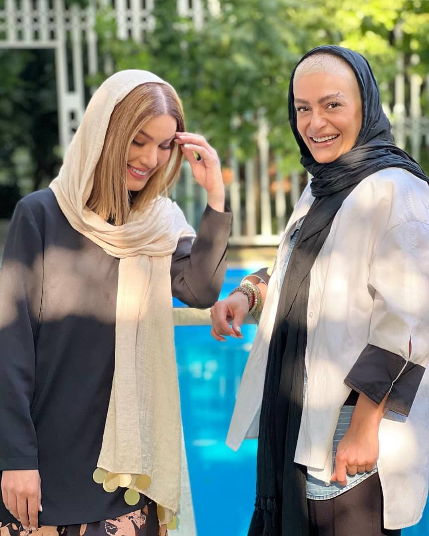 استایلهای خاص متین ستوده در کنار آرایشگرش + عکس استایلهای خاص متین ستوده در کنار آرایشگرش + عکس