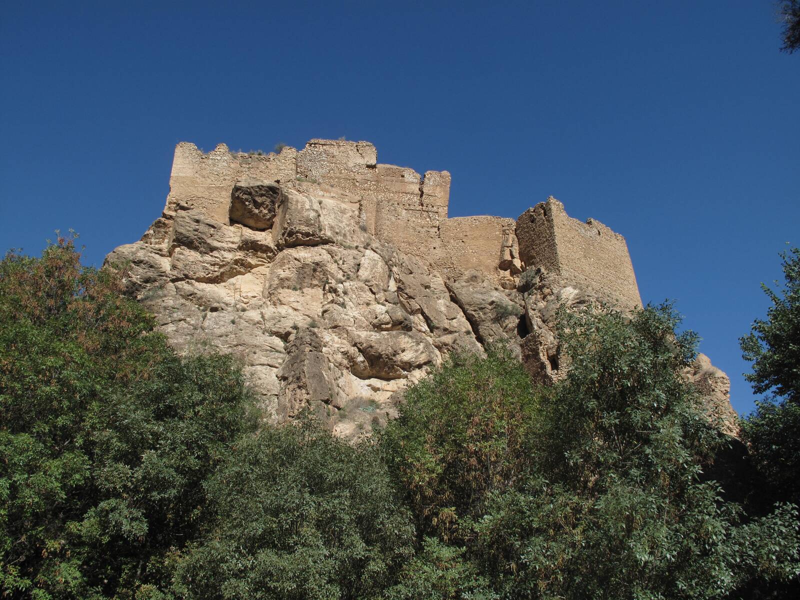 معرفی آبشار شاهاندشت، یکی از مرتفعترین آبشارهای ایران معرفی آبشار شاهاندشت، یکی از مرتفعترین آبشارهای ایران