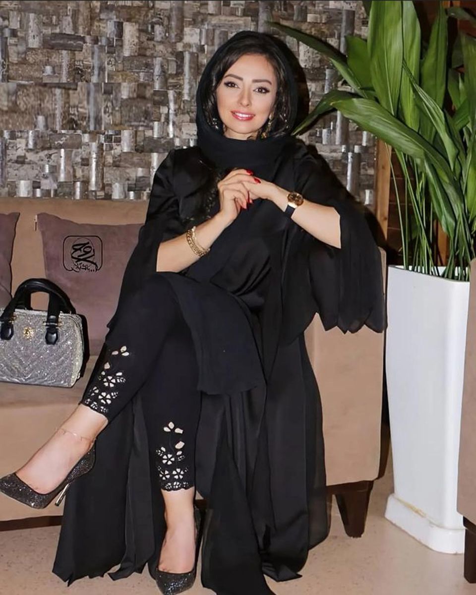 ست لباس نفیسه روشن با سنگهای ساحلی + عکس ست لباس نفیسه روشن با سنگهای ساحلی + عکس