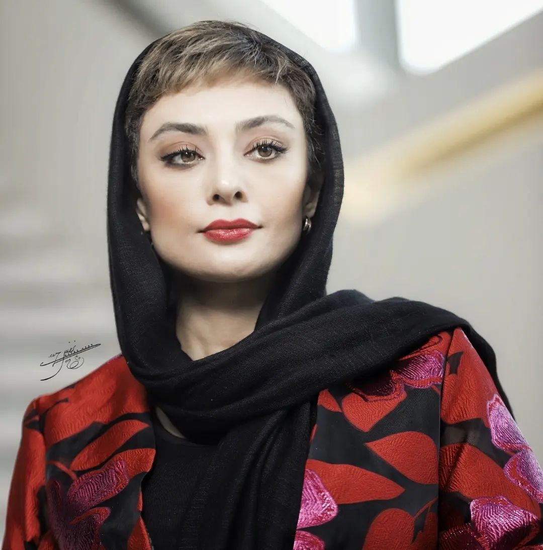 چهره به شدت متفاوت یکتا ناصر با مانتو صورتی + عکس چهره به شدت متفاوت یکتا ناصر با مانتو صورتی + عکس