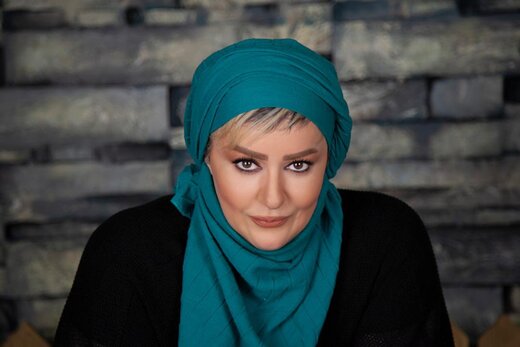چهره نعیمه نظام دوست با لبهای قرمز + عکس چهره نعیمه نظام دوست با لبهای قرمز + عکس