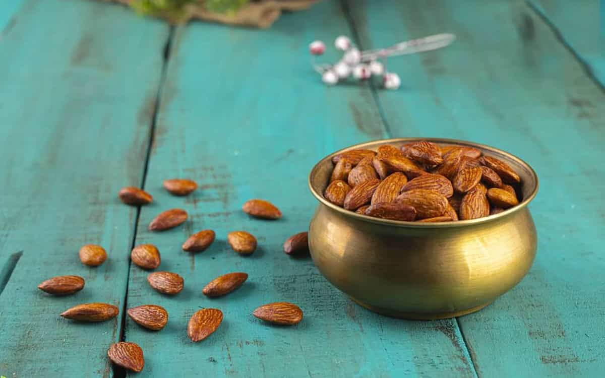 بادام درختی چه خواصی دارد؟