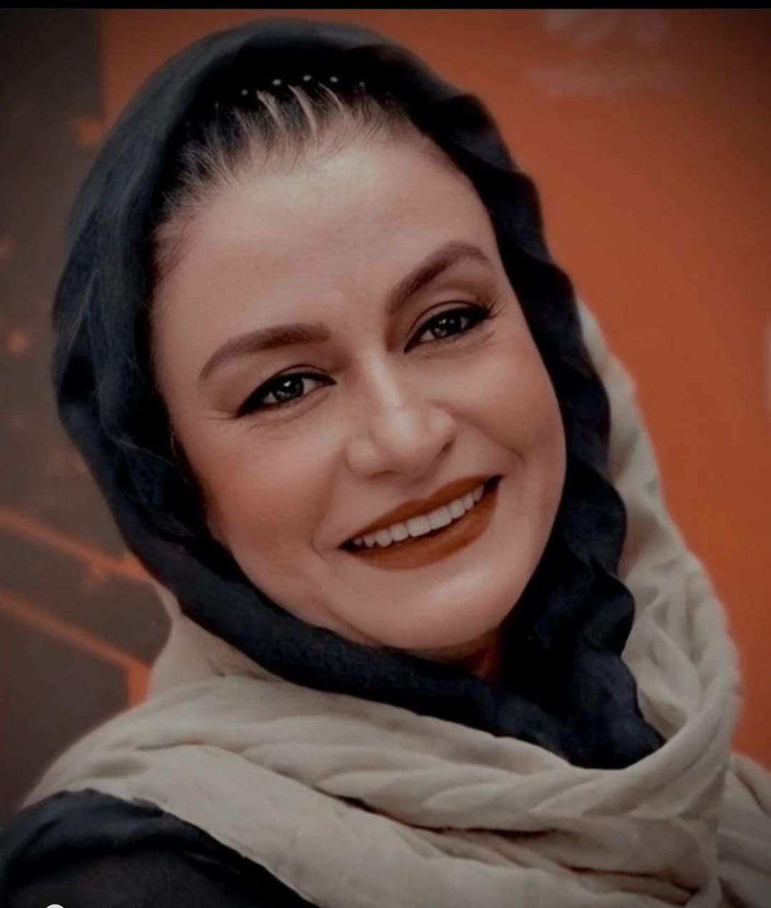 چهره میکاپ شده مریلا زارعی در اکران فیلم هناس + عکس چهره میکاپ شده مریلا زارعی در اکران فیلم هناس + عکس
