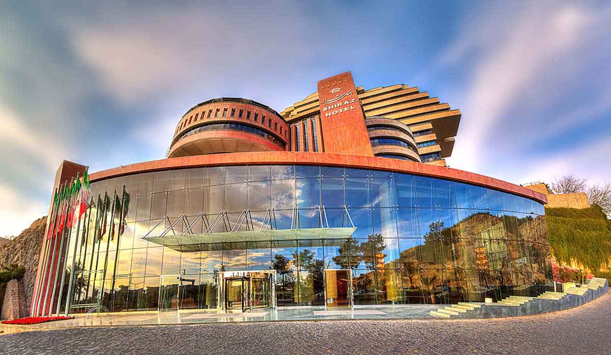 معرفی بهترین هتلهای شهر توریستی شیراز معرفی بهترین هتلهای شهر توریستی شیراز