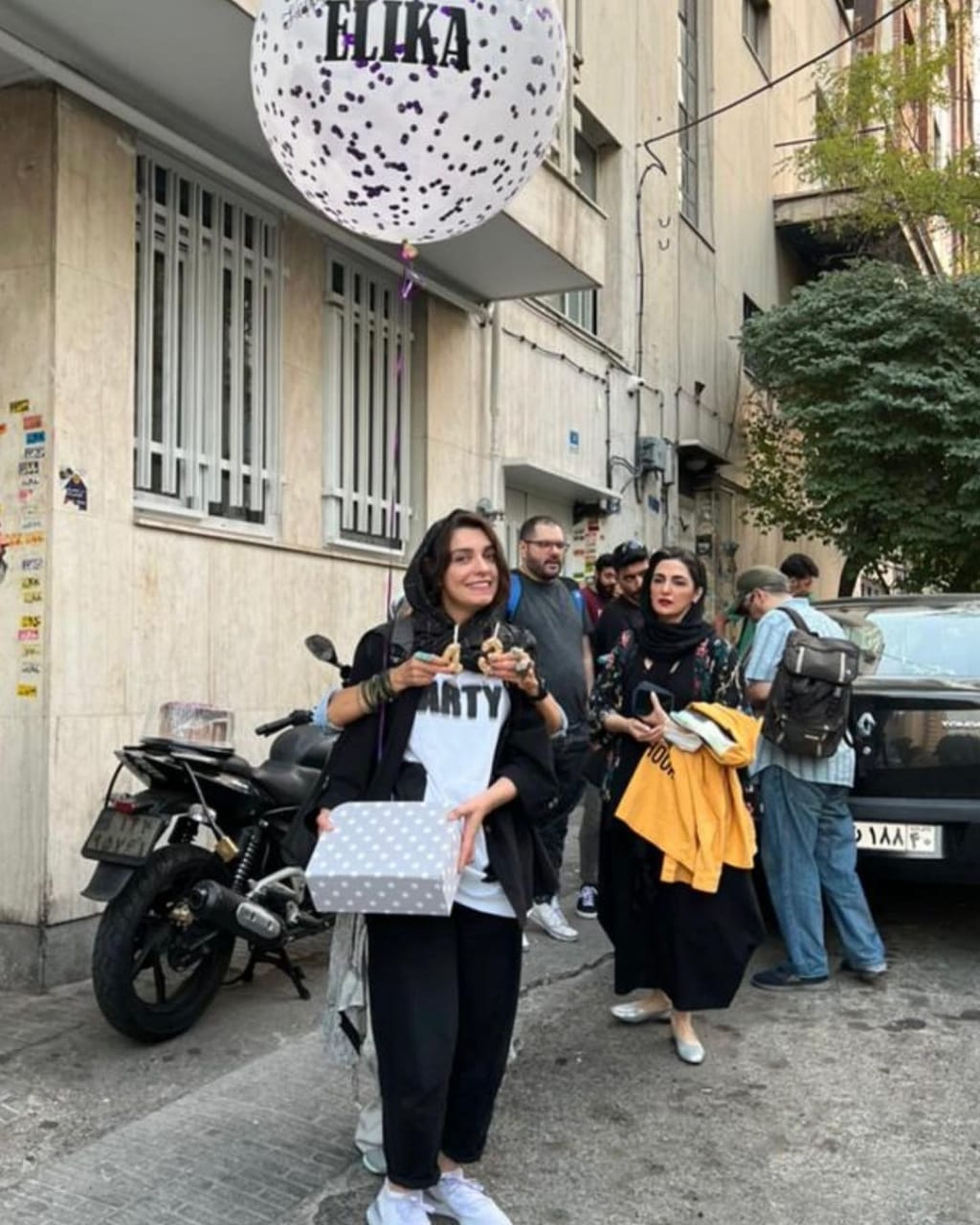 استایل جالب الیکا عبدالرزاقی در تولد ۴۳ سالگی اش + عکس