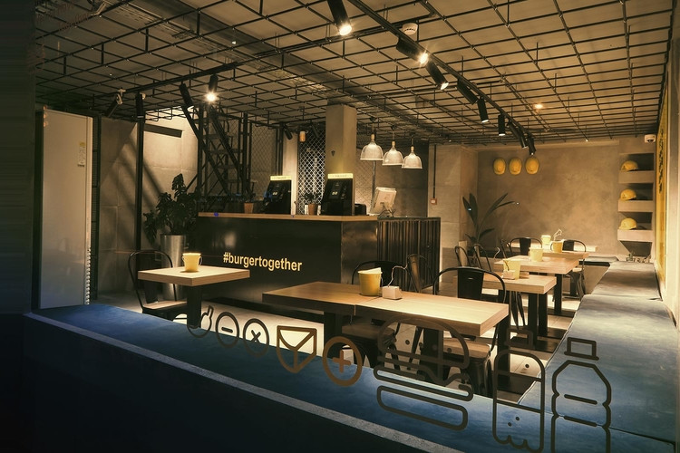 معرفی بهترین فست فودهای محله شهرک غرب تهران معرفی بهترین فست فودهای محله شهرک غرب تهران