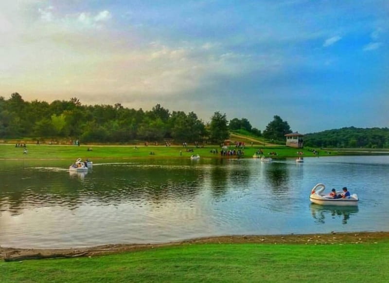 جاذبههای گردشگری دریاچه سقالکسار استان گیلان جاذبههای گردشگری دریاچه سقالکسار استان گیلان