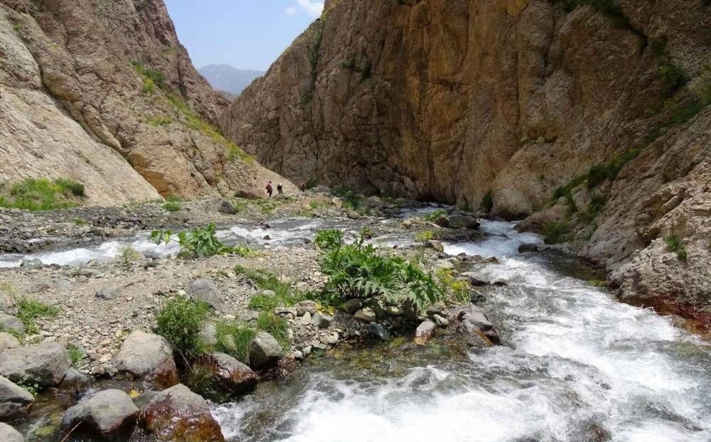 جاذبه های گردشگری تونل برفی روستای لالان
