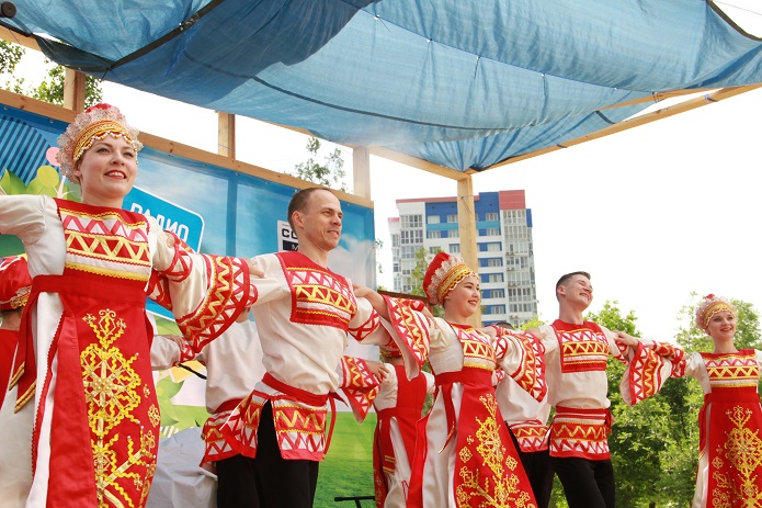 از آداب و رسوم کشور روسیه چه میدانید؟ از آداب و رسوم کشور روسیه چه میدانید؟