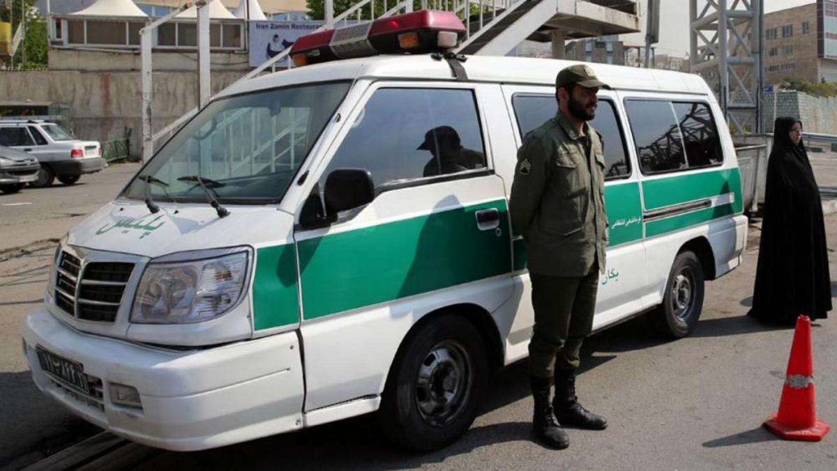 گشت ارشاد برای فراموشی ضعف های دولت گشت ارشاد برای فراموشی ضعف های دولت