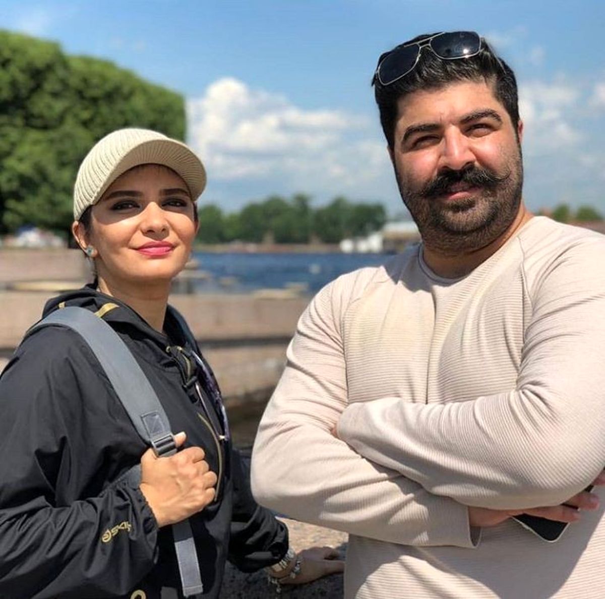خنده جذاب لیندا کیانی با موهای بنفشش + عکس خنده جذاب لیندا کیانی با موهای بنفشش + عکس