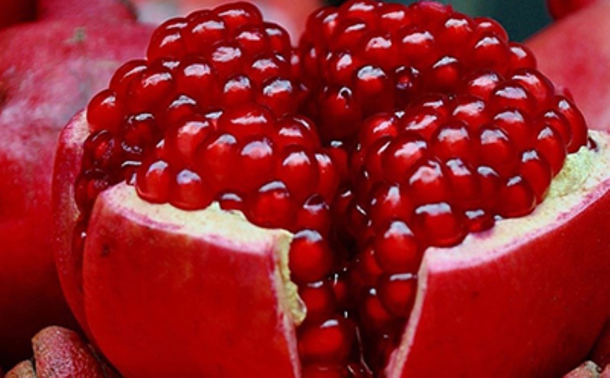 آنچه باید از خواص و مضرات انار بدانید آنچه باید از خواص و مضرات انار بدانید