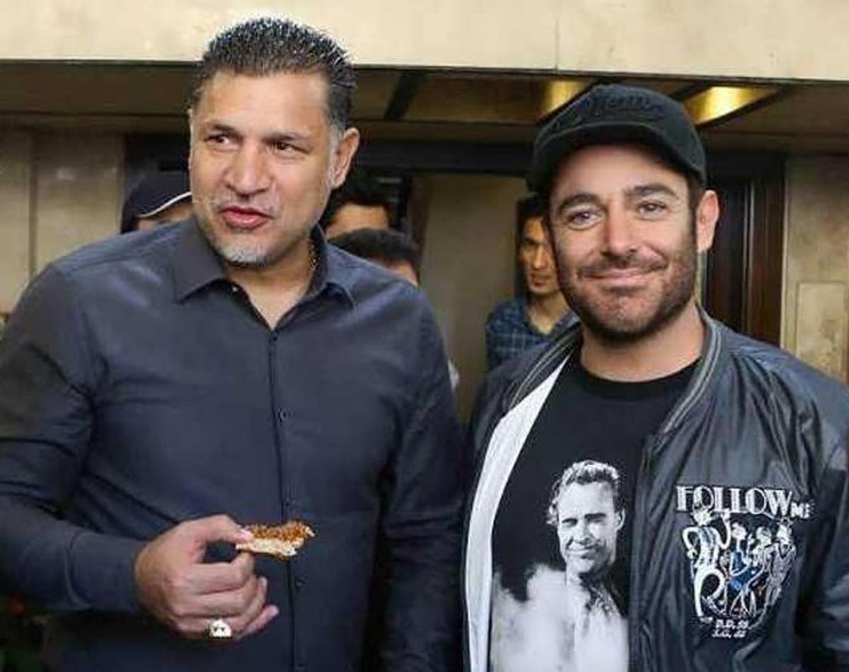 چهره جذاب محمدرضا گلزار در خودرو لاکچری + عکس چهره جذاب محمدرضا گلزار در خودرو لاکچری + عکس