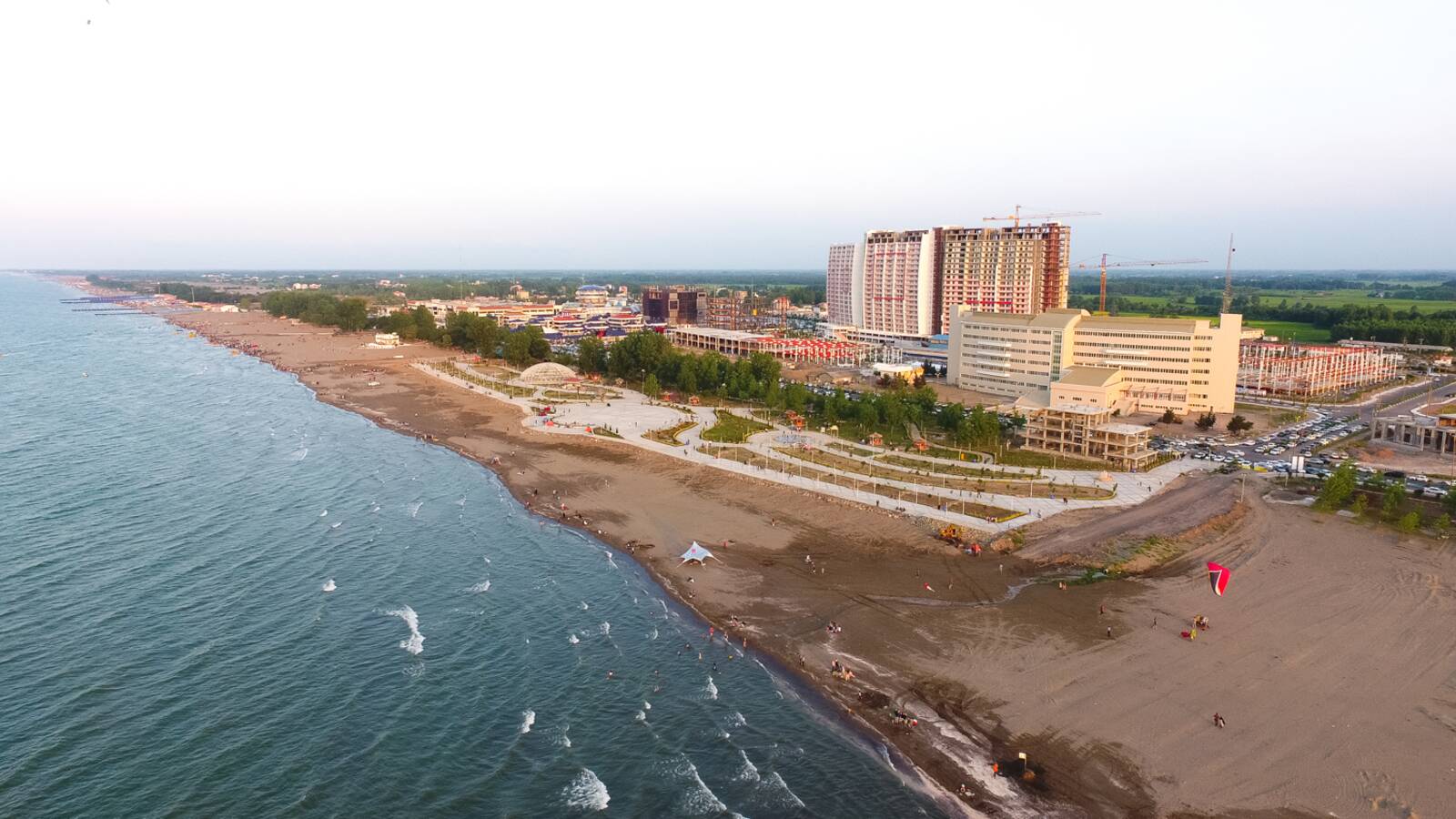 بهترین هتلهای شهر بندر انزلی بهترین هتلهای شهر بندر انزلی