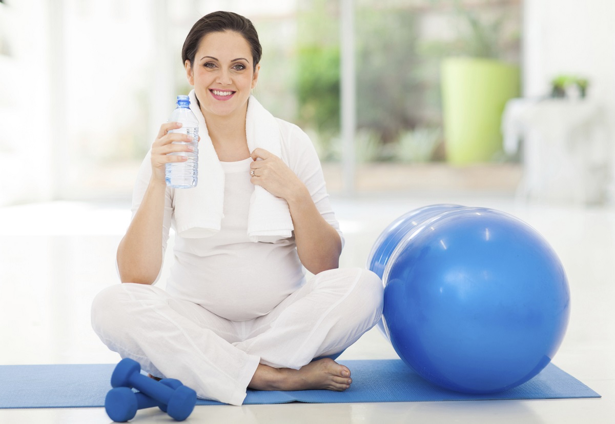 نوشیدن آب در دوران بارداری