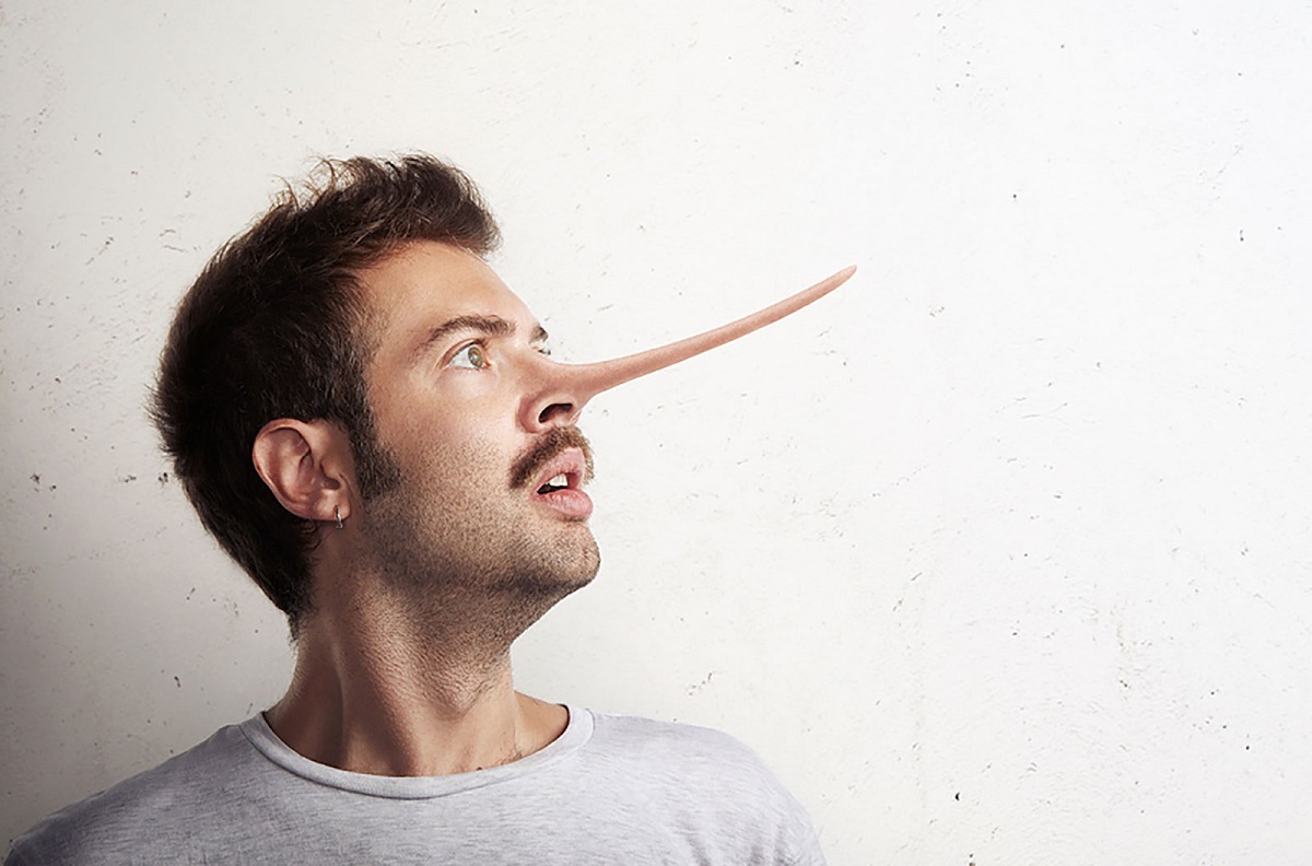 نشانه های دروغ گفتن به خود