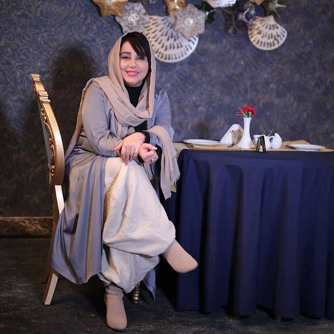 چهره میکاپ شده بهنوش بختیاری با لبهای قرمز + عکس چهره میکاپ شده بهنوش بختیاری با لبهای قرمز + عکس