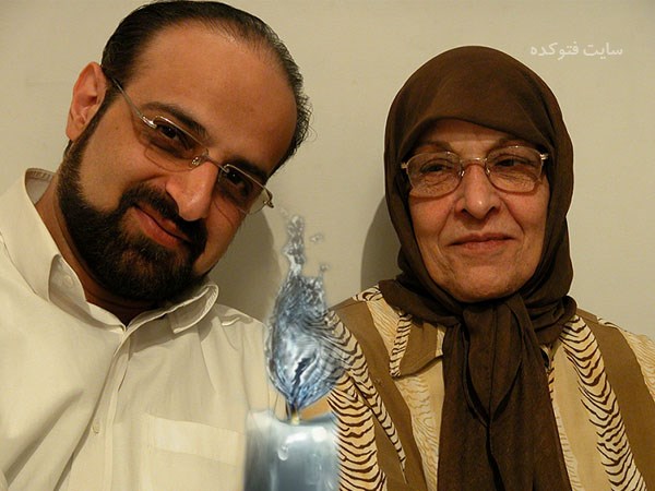 حمایت قاطع محمد اصفهانی از اعتراضات مردمی + عکس حمایت قاطع محمد اصفهانی از اعتراضات مردمی + عکس