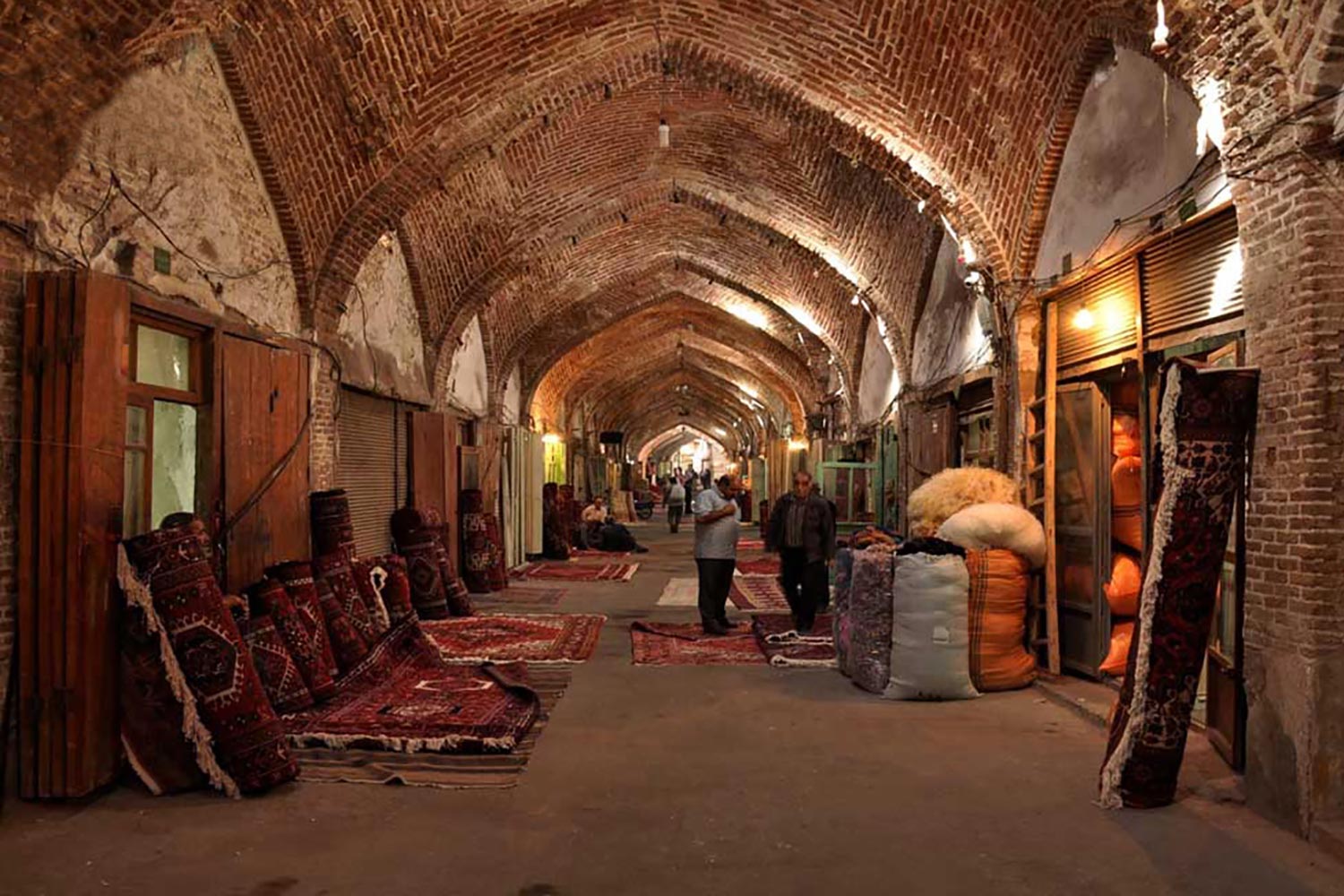 معرفی بازار تاریخی و سرپوشیده اردبیل معرفی بازار تاریخی و سرپوشیده اردبیل