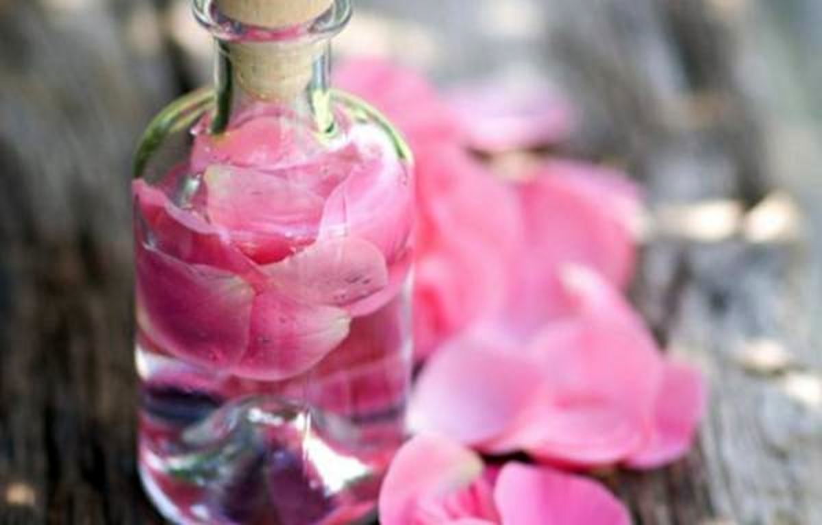 خواص گلاب برای پوست و اعصاب