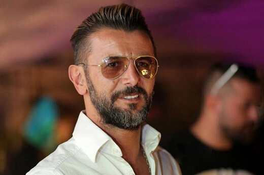 امین حیایی: تاریخ ثبت کرده که نه ظلم پایدار میماند و نه ظالم + عکس امین حیایی: تاریخ ثبت کرده که نه ظلم پایدار میماند و نه ظالم + عکس