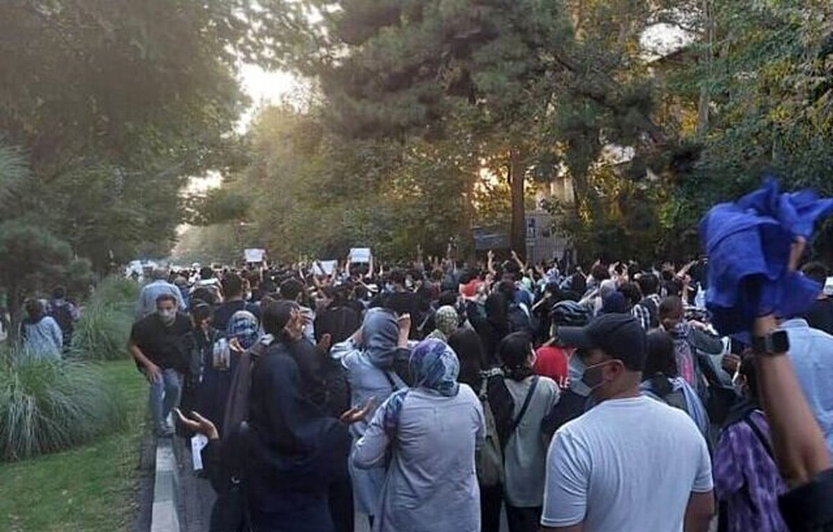 بیانیه-۵-اقتصاددان-مشهور-درباره-ریشههای-اقتصادی-اعتراضهای-مردمی بیانیه ۵ اقتصاددان مشهور درباره ریشههای اقتصادی اعتراضهای مردمی