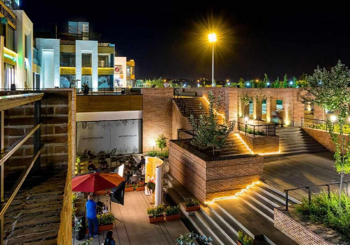 معرفی جاذبههای بام لند چیتگر معرفی جاذبههای بام لند چیتگر