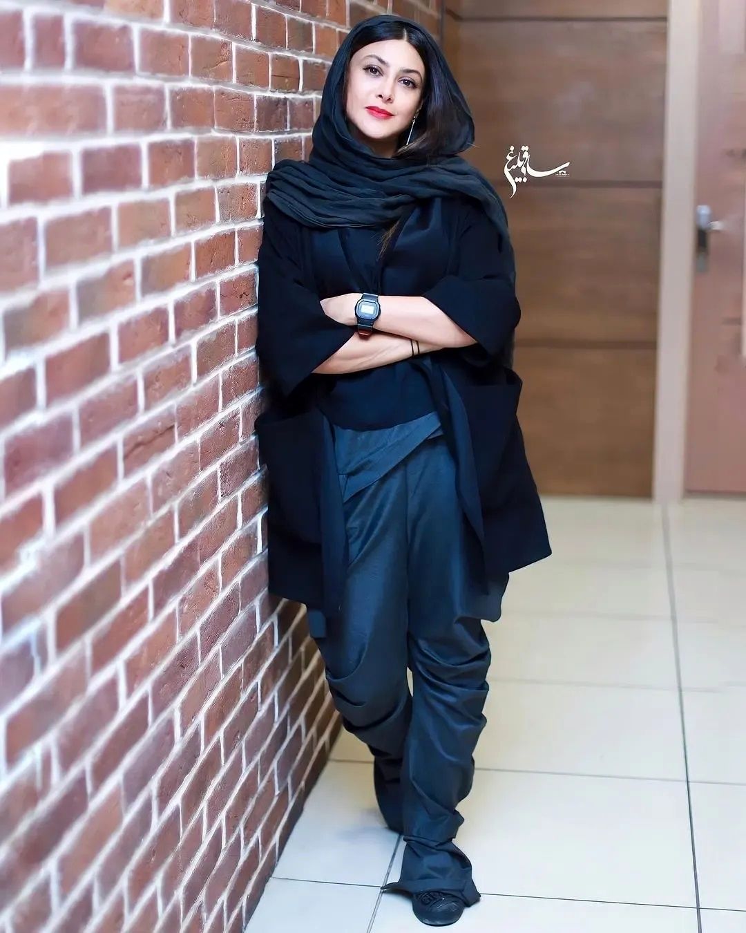 واکنش آزاده صمدی به حادثه زندان اوین + عکس واکنش آزاده صمدی به حادثه زندان اوین + عکس