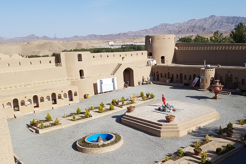 معرفی جاذبههای قلعه تاریخی بیرجند معرفی جاذبههای قلعه تاریخی بیرجند