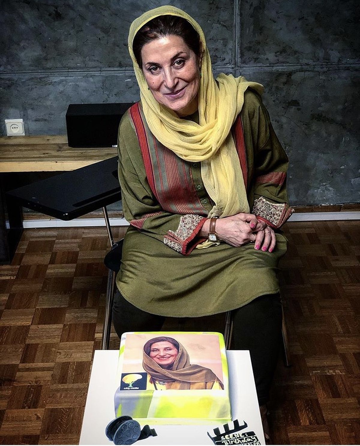 کشف حجاب فاطمه معتمد آریا در خاکسپاری امین تارخ + فیلم کشف حجاب فاطمه معتمد آریا در خاکسپاری امین تارخ + فیلم