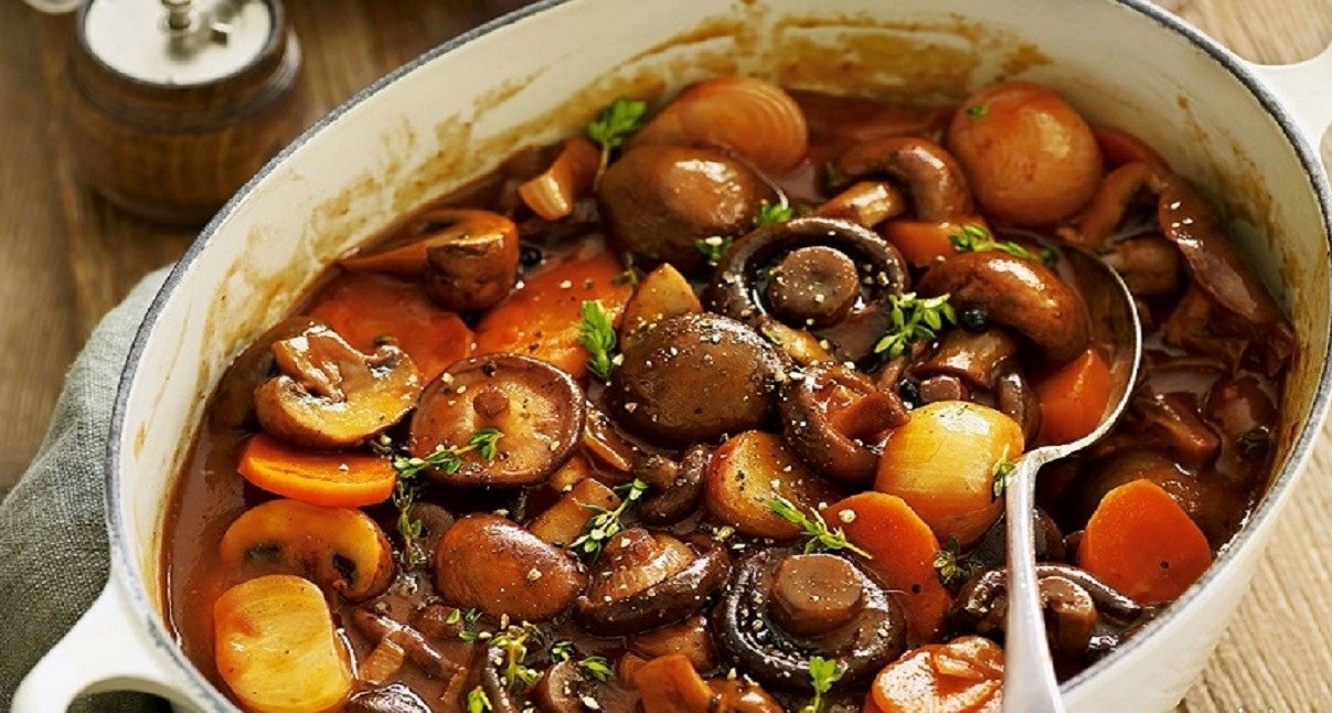 خورش قارچ بپزید