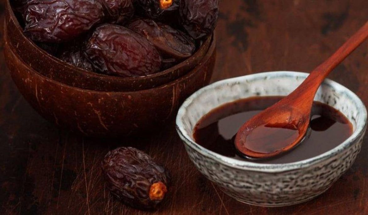 تاثیر شیره خرما در زایمان آسان