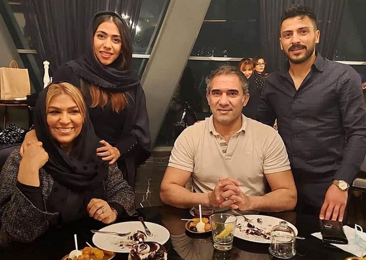 واکنش احمدرضا عابدزاده به حوادث اخیر ایران + عکس واکنش احمدرضا عابدزاده به حوادث اخیر ایران + عکس