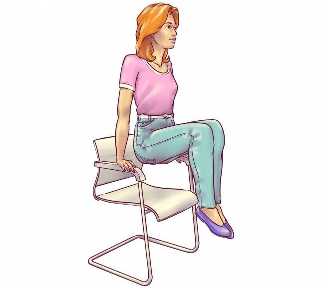 سوزاندن چربی های شکم و پهلو ، پشت میز کار