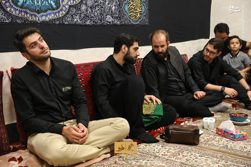 اولین واکنش علی ضیا نسبت به ممنوعالخروجیاش + عکس اولین واکنش علی ضیا نسبت به ممنوعالخروجیاش + عکس