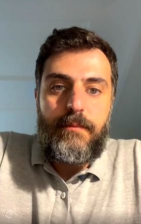 اولین واکنش علی ضیا نسبت به ممنوعالخروجیاش + عکس اولین واکنش علی ضیا نسبت به ممنوعالخروجیاش + عکس