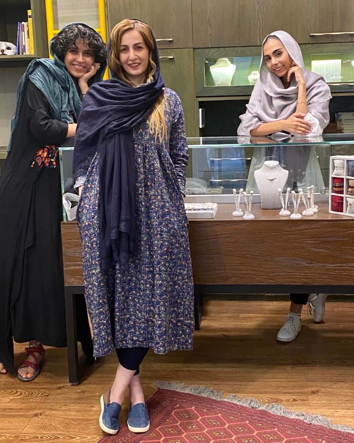 نگاه شقایق دهقان به موضوع حجاب زنان + عکس نگاه شقایق دهقان به موضوع حجاب زنان + عکس