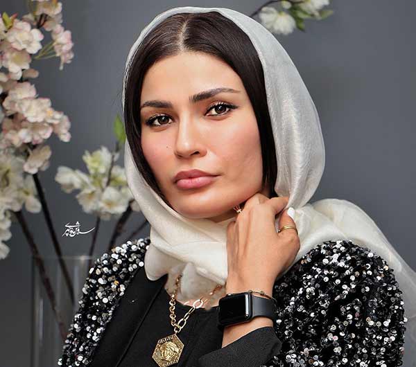 شیوا طاهری: مهران رجبی همیشه لطیفه‌های کمر به پایین تعریف می‌کرد + عکس