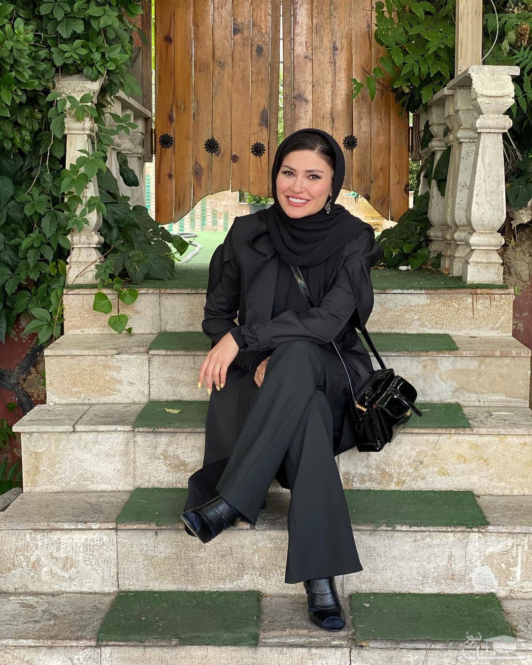 شیوا طاهری: مهران رجبی همیشه لطیفههای کمر به پایین تعریف میکرد + عکس شیوا طاهری: مهران رجبی همیشه لطیفههای کمر به پایین تعریف میکرد + عکس