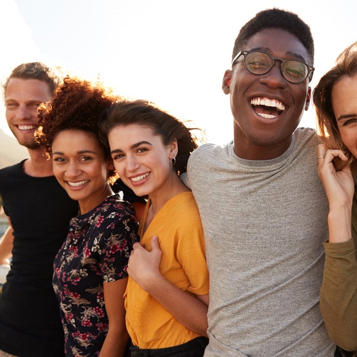 چرا شاد بودن برای برخی افراد سخت تر است؟ چرا شاد بودن برای برخی افراد سخت تر است؟